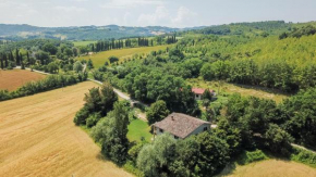  Agriturismo KeBio I Tenuta di Fassia  Губбио